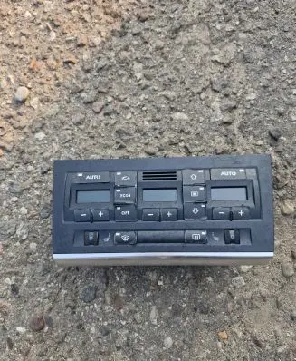 Audi A4 S4 B6 8E 8H Climate control unit 8E0820043J 0722890