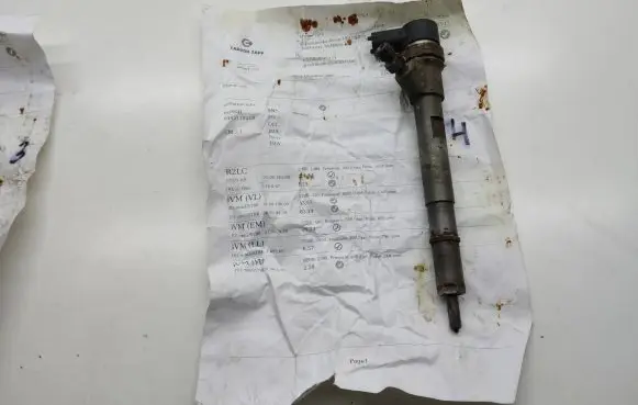 Jeep Cherokee III KJ Fuel injector 0445110218