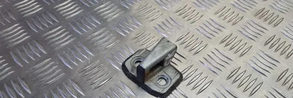 Audi A4 S4 B5 8D Rear door lock loop/hook striker 