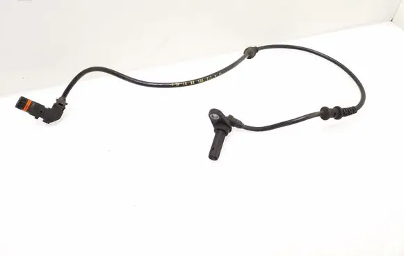 Mercedes-Benz E W212 ABS brake wheel speed sensor A2129050801