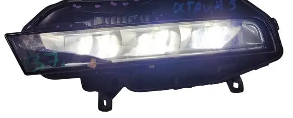 Skoda Octavia Mk3 (5E) Front fog light 5E0941699HKOLUMB