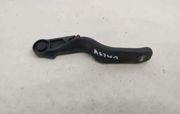Opel Astra G Engine bonnet (hood) release handle