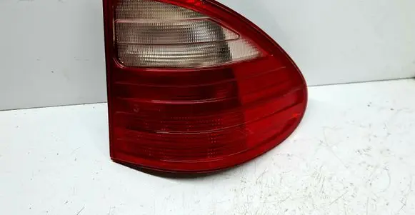 Mercedes-Benz E W210 Rear/tail lights A2108204864