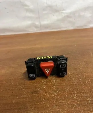 Mercedes-Benz E W210 Hazard light switch 2108208010 D4031
