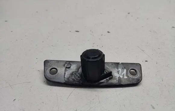 Mercedes-Benz Vito Viano W447 Sliding door lock loop/hook striker A6397660762 ZGS005
