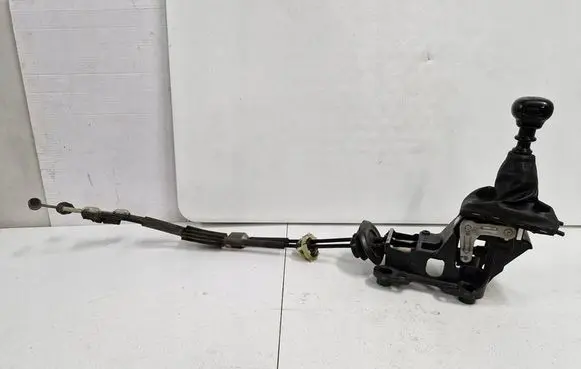 Citroen C3 Aircross Gear selector/shifter in gearbox 
