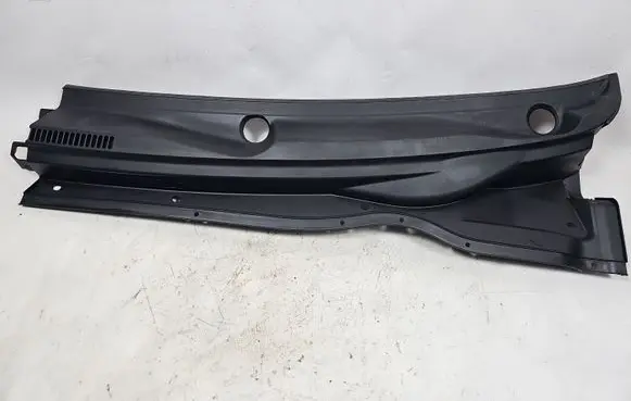 Toyota Corolla Verso AR10 Wiper trim 557820F010