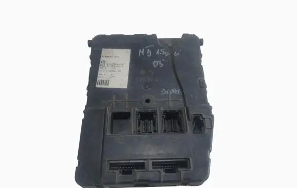 Renault Megane II Comfort/convenience module 8200306433