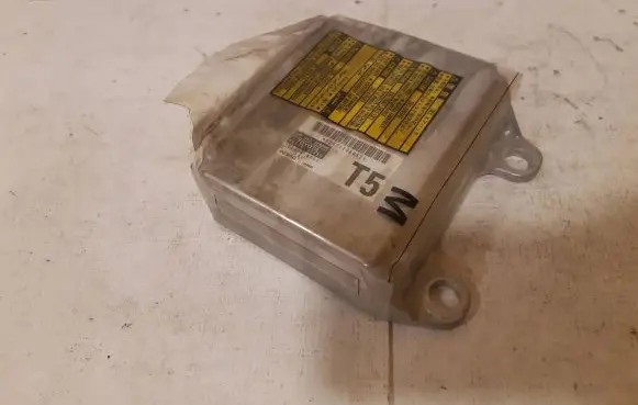 Lexus GS 300 350 430 450H Airbag control unit/module 8917030450 1523008552
