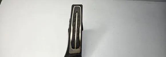 BMW 5 G30 G31 Accelerator throttle pedal 6871053 12037313DE 6PV01043563