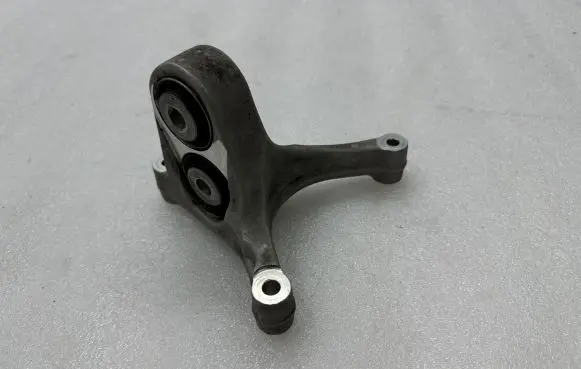 Tesla Model X Engine mounting bracket 105536800G
