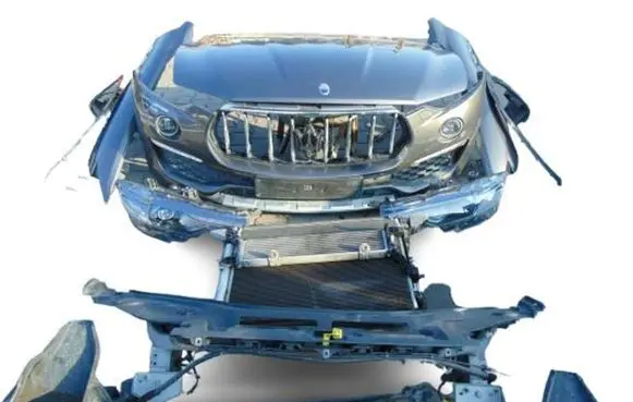 Maserati Levante Front piece kit 