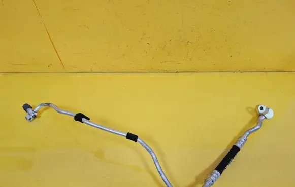 Chrysler Voyager Air conditioning (A/C) pipe/hose 
