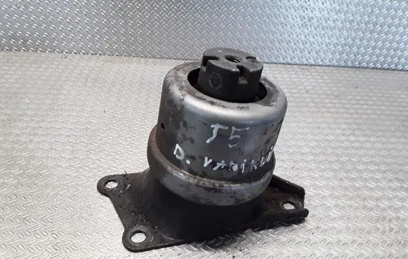 Volkswagen Transporter - Caravelle T5 Engine mount bracket
