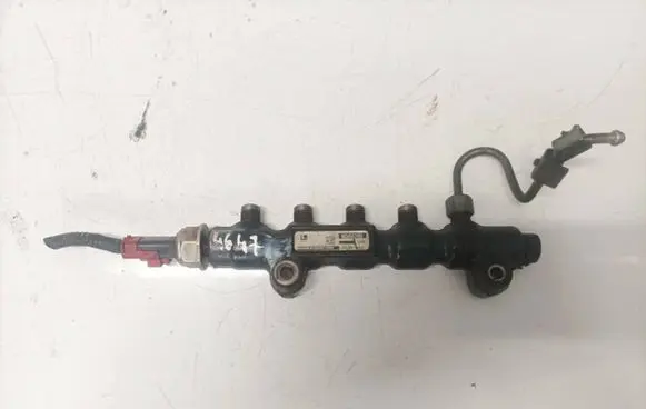 Mazda 3 I Fuel main line pipe 9654592680