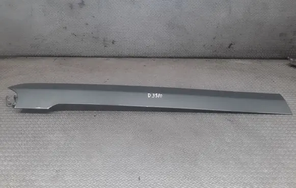 KIA Carnival Sliding door rail trim 