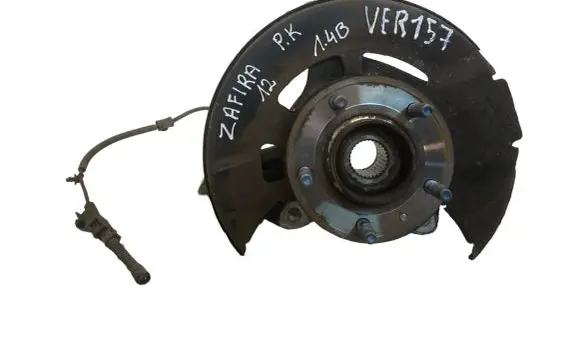 Opel Zafira C Front wheel hub 13502829