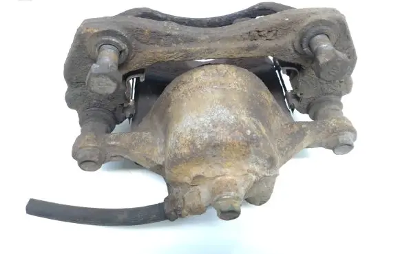 Hyundai i30 Front brake caliper