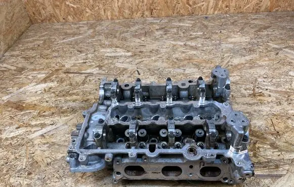 Opel Astra K Engine head 55490154 B10XFL