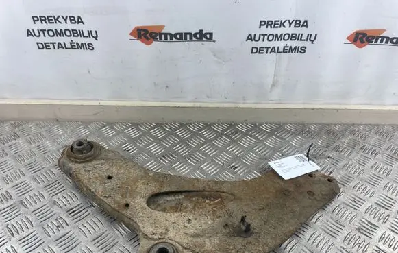 Opel Vivaro Front lower control arm/wishbone