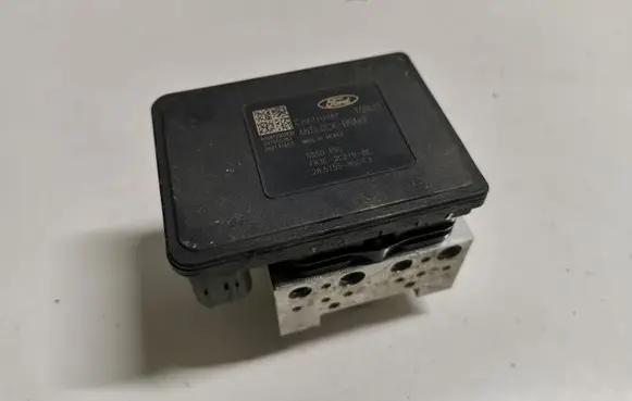 Ford Mustang VI ABS Pump FR3C2C219BE FR3C2C405BE