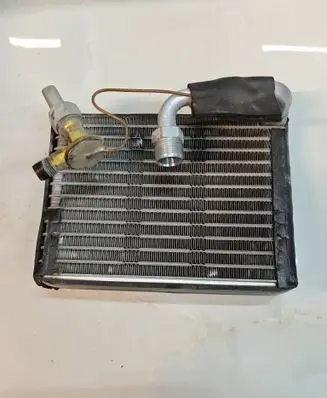 Mitsubishi Grandis A/C cooling radiator (condenser) 09G26A019 4475002480