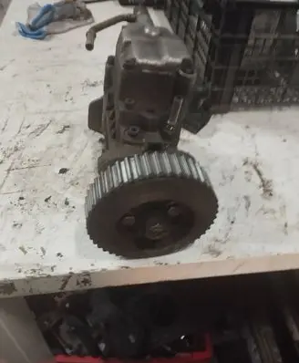 Skoda Octavia Mk1 (1U) Fuel injection high pressure pump