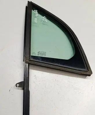 Citroen DS3 Front door vent window glass four-door 9683654780