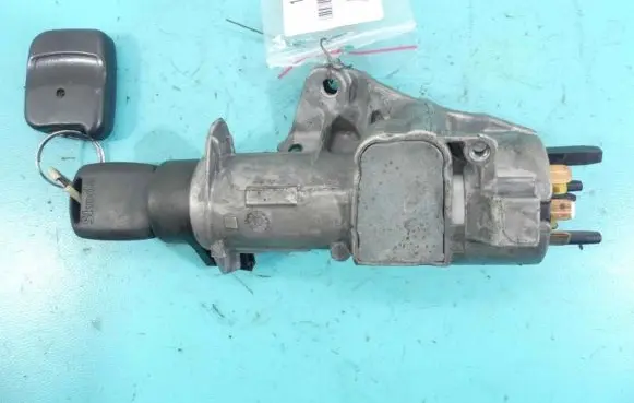 Skoda Fabia Mk2 (5J) Ignition lock 4B0905851C IMPRK1140167