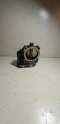 Volvo V70 Throttle valve 30711552
