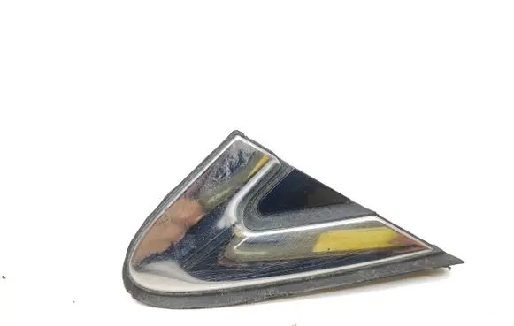 Hyundai Santa Fe Fender trim (molding) 86210S2100