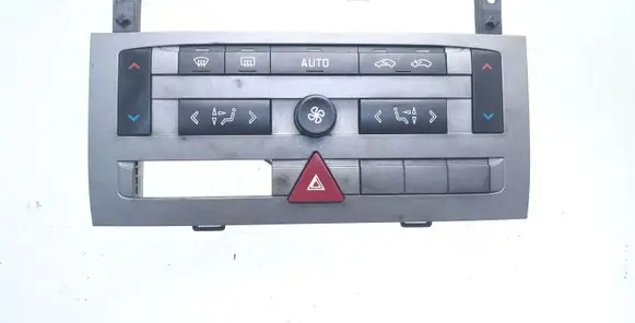 Citroen C5 Climate control unit 96573328YW