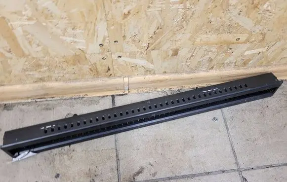 Renault Espace - Grand espace IV Rear seat rail trim cover