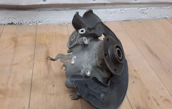 Audi A8 S8 D4 4H Rear wheel hub 4H0505432D