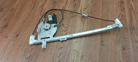Renault Espace IV Rear door window regulator with motor 8200305725 8200485233 8200017910
