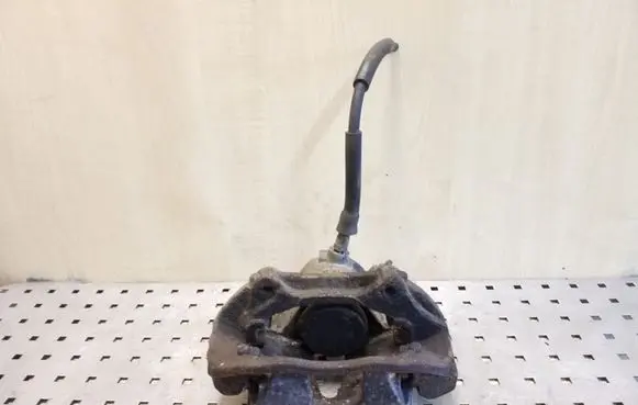 Mercedes-Benz E W211 Front brake caliper