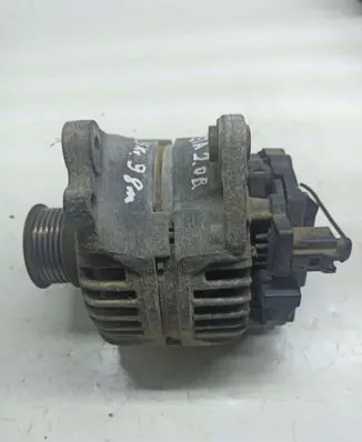 Volkswagen Jetta III Generator/alternator 028903028D 0124325003