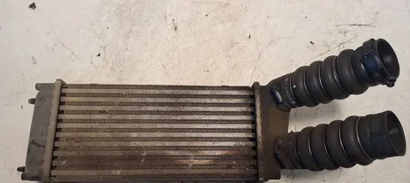 Peugeot 307 Intercooler radiator IA1401 9648551880 876923JE