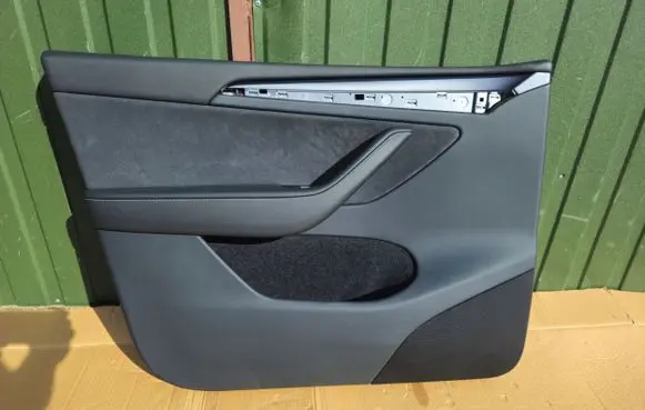 Tesla Model Y Rear door card trim 189729400B