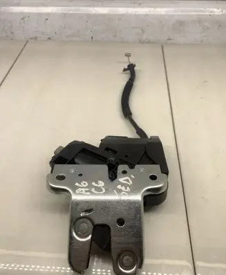 Audi A6 S6 C6 4F Tailgate/trunk/boot lock/catch/latch 4E0827645