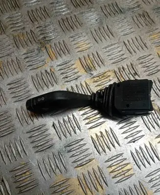 Opel Omega B2 Indicator stalk 90213325
