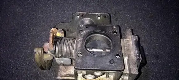 Volkswagen Golf III Throttle valve 3435201583
