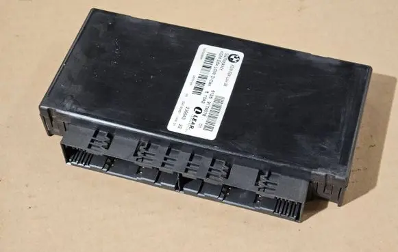 BMW 5 E60 E61 Comfort/convenience module 9176078 239943 81042