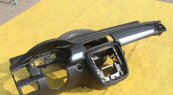 Mercedes-Benz R W251 Dashboard A2516800587