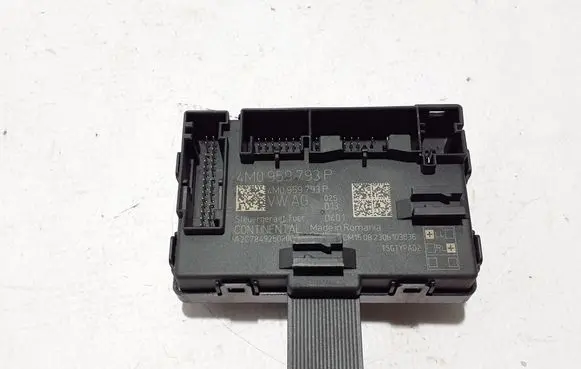 Audi Q7 4M Door control unit/module 4M0959793P