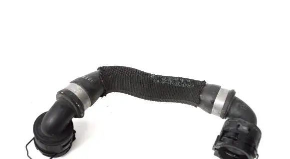 BMW 5 G30 G31 Engine coolant pipe/hose 8602613