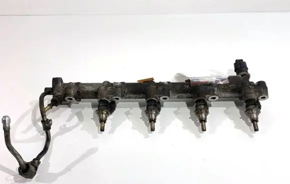 Mazda CX-7 Fuel main line pipe