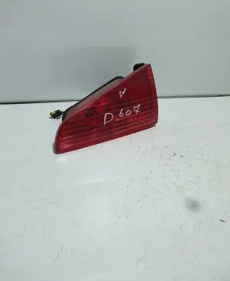 Peugeot 607 Rear/tail lights 2543D