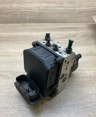 Renault Scenic I ABS Pump 0265950046 8200090690 0265225107