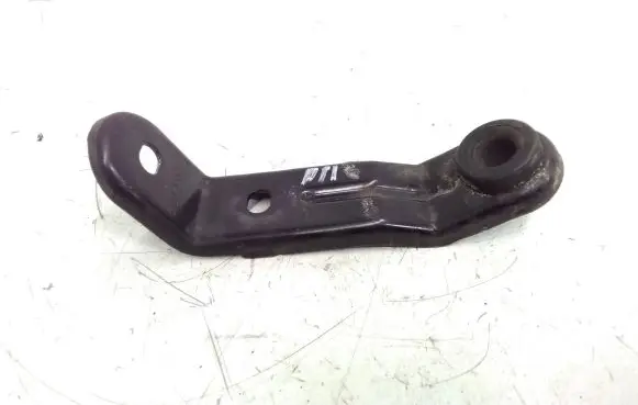Cadillac CTS Radiator mount bracket 15267706